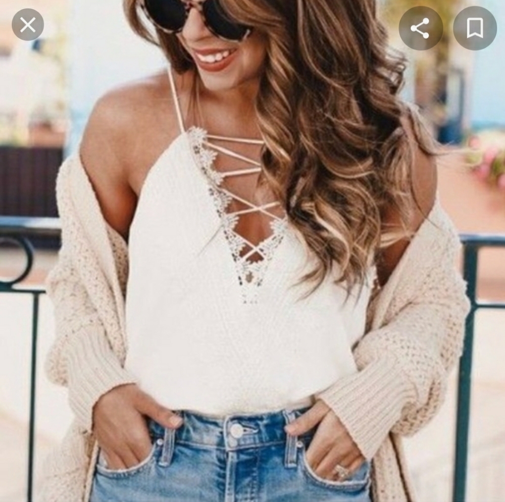 Brand New Wayf Posie Strappy Camisole - Ivory - L